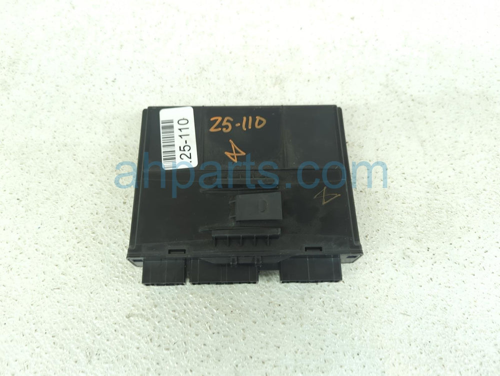 TERM RING NYAX SHR 22-18 GA 3/8 RE