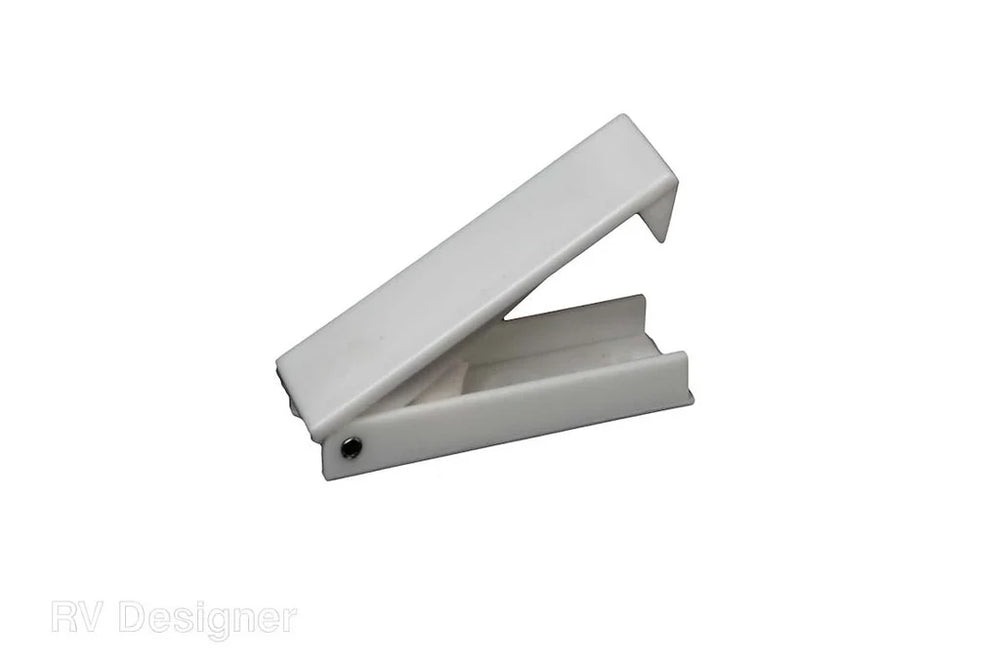 BAGGAGE DOOR CATCH WHITE SQUARED
