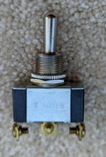 TOGGLE SWITCH MOM ON-OFF