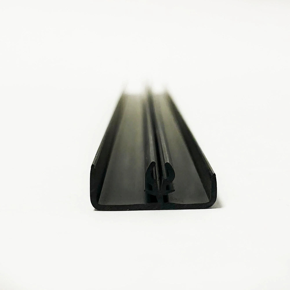 BLACK UPPER PANEL RETAINER