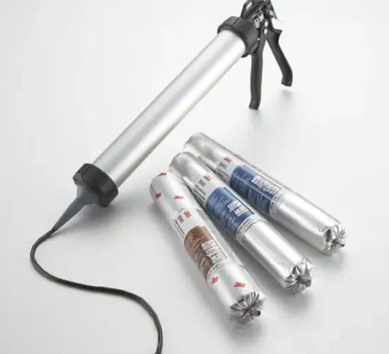 DYNATRON(R) PRIMER LIGHT