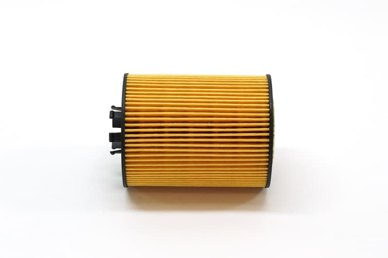 BMW 745I / 760I / 545I (E65) X5 (0208) MAHLE OIL FILTER