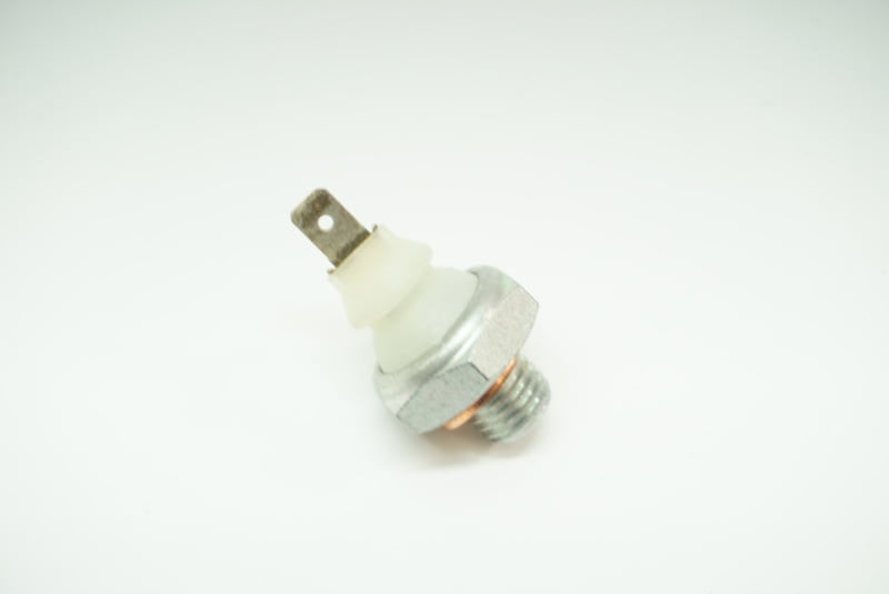 OIL-PRESSURE SWITCH