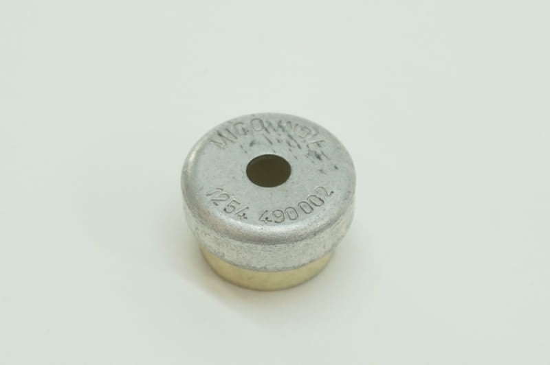 INSULATOR