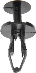 FENDER RETAINER