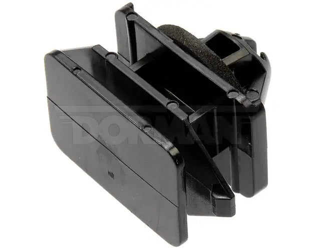 GM MOULDING RETAINER