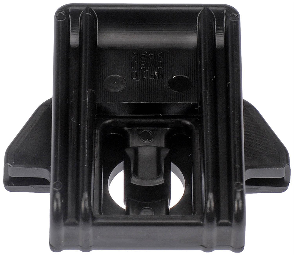 FENDER RETAINER