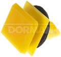 GM MOULDING RETAINER