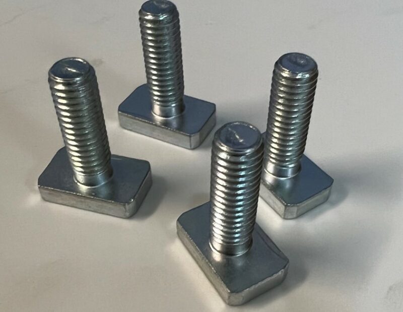 M8 X 23 SQ HD BOLT Z/P FOXWING