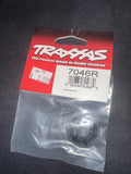 TRAXXAS auto part detail