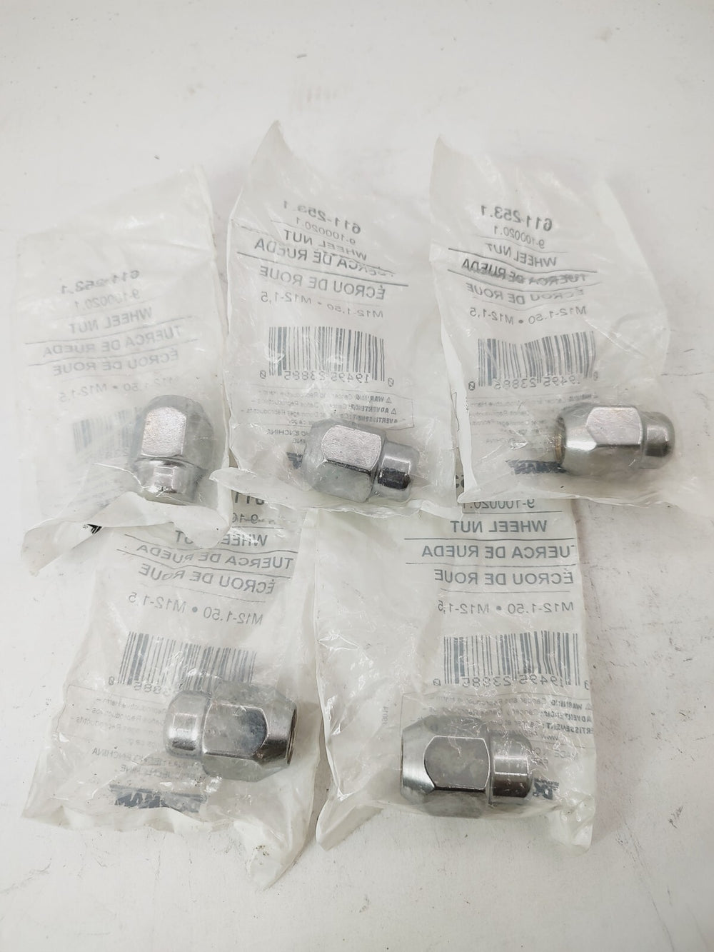 WHEEL NUT
