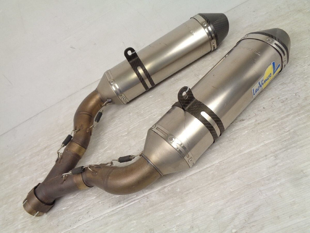 Nero Slip-On Exhaust System
