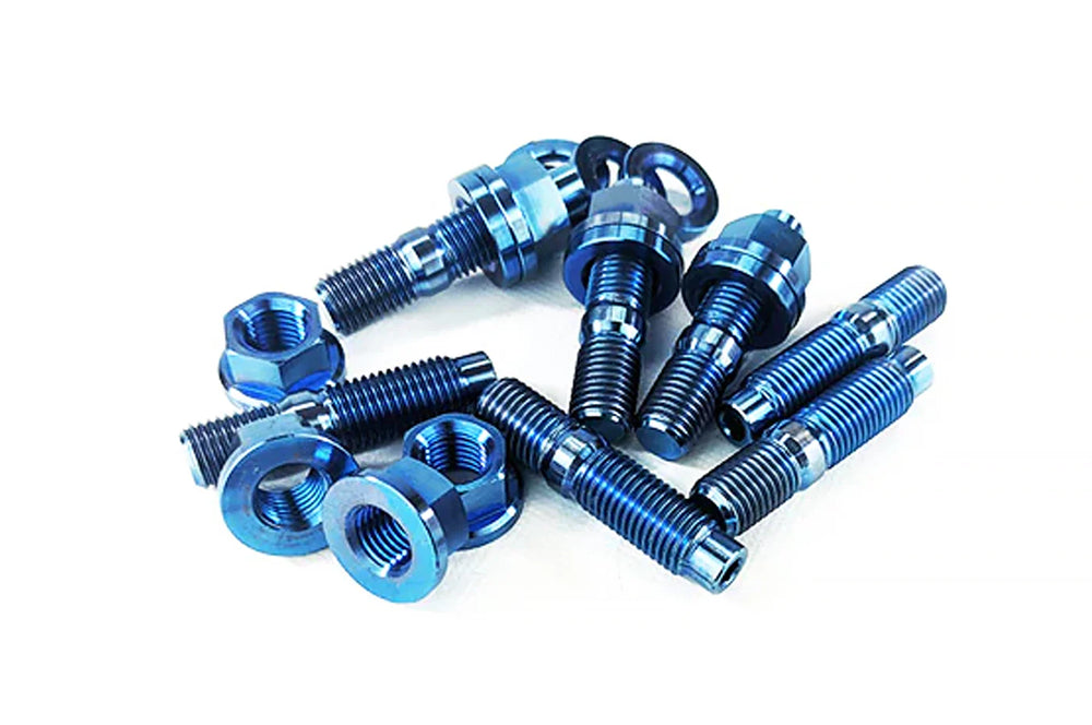 G16E-GTS Titanium Exhaust Manifold Stud Kit