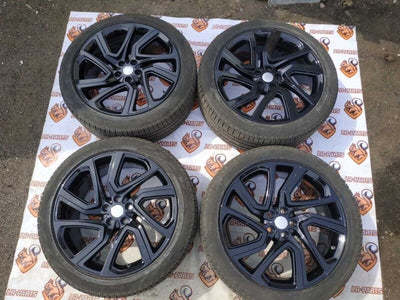 21-Inch Silver Sparkle Swirl Spoke Alloy Wheel