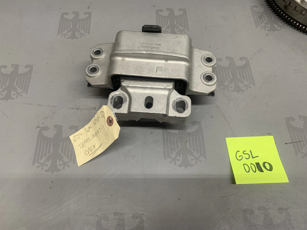 Street Density Transmission Mount