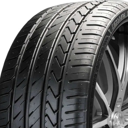 [Variant/Spec] Tire