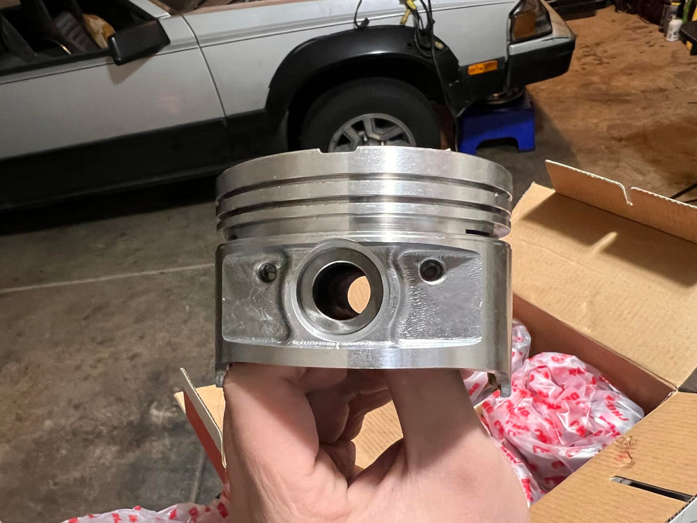 DNJ Oversize Piston Set, .030" Bore