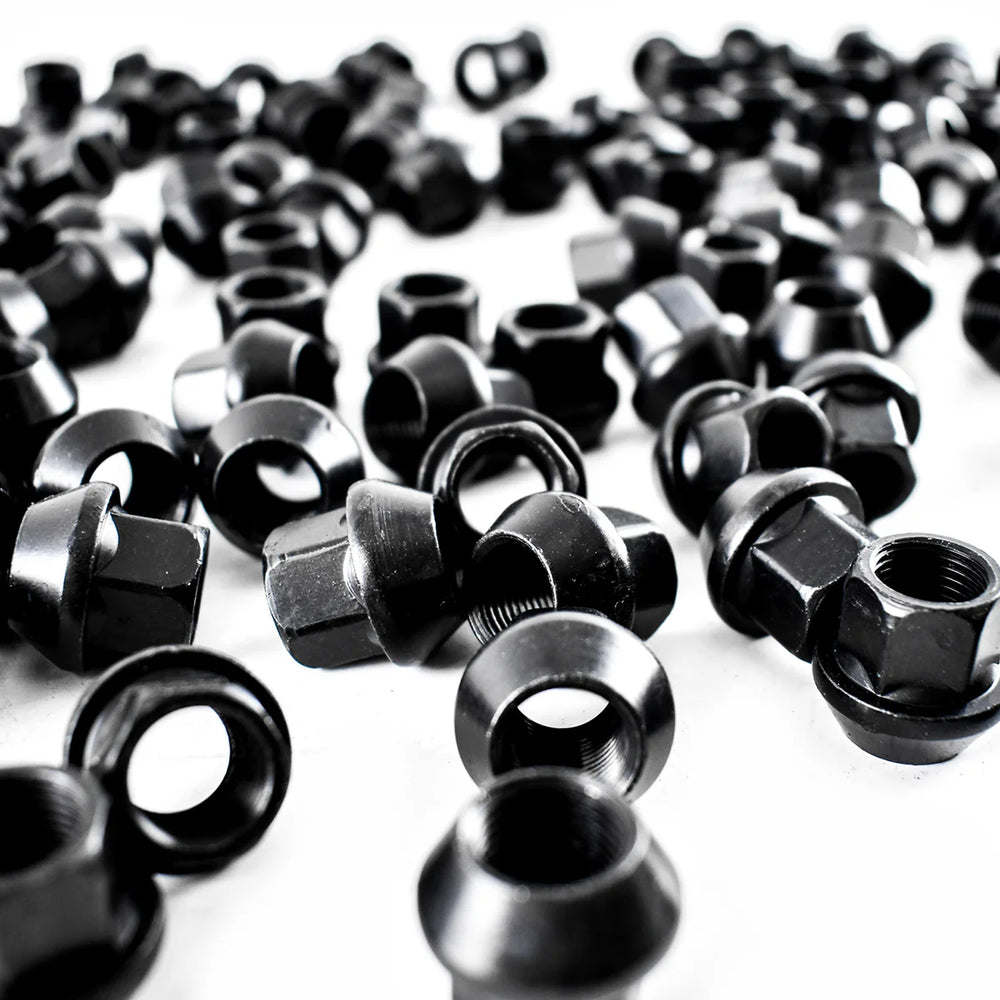 M14-1.5 Black Zinc Lug Nut
