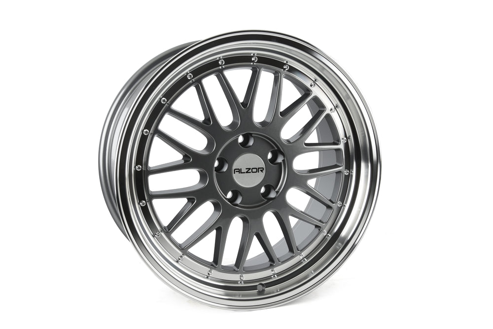 Style 020 18-Inch Split-Spoke Wheel Set