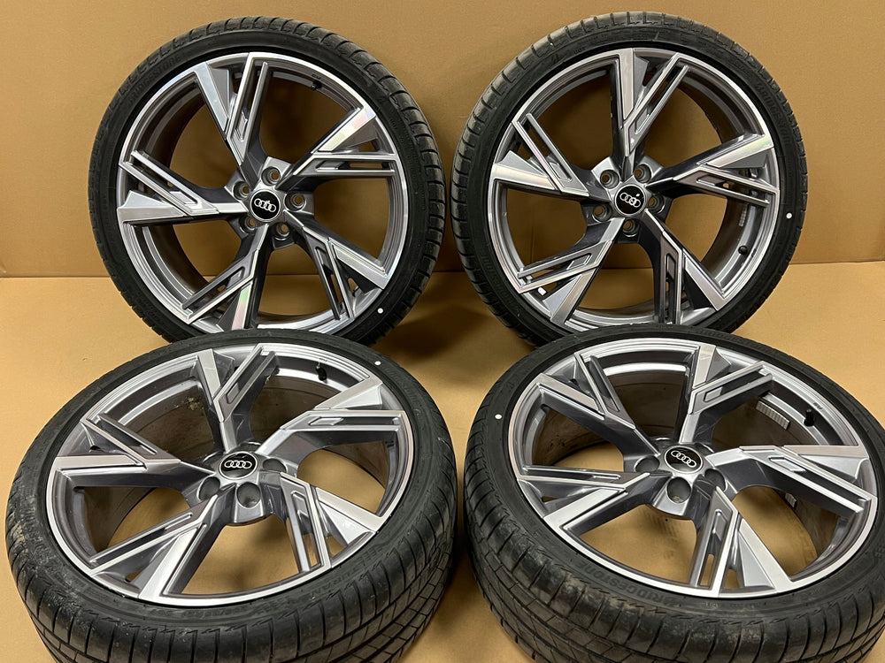 21-Inch 5-Split Spoke Alloy Wheel