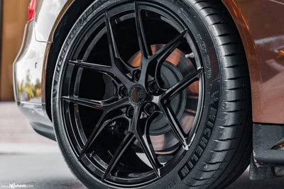 M580-R 19-Inch Split 5-Spoke Concave Wheel, Gloss Black