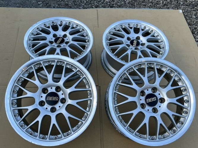 RS778 17x7" 45mm Offset 5x114.3 Wheel