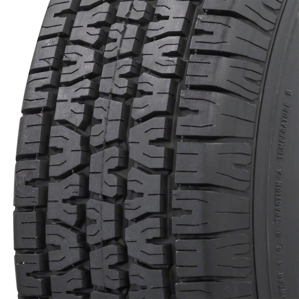 Radial T/A P225/70R15 Tire