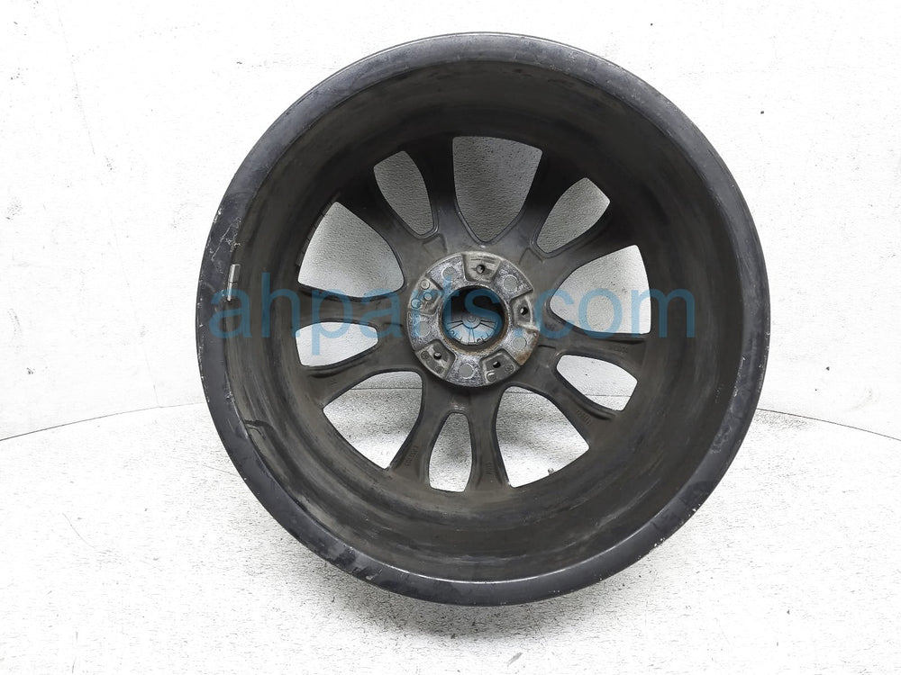 19-inch 10-Spoke Alloy Wheel