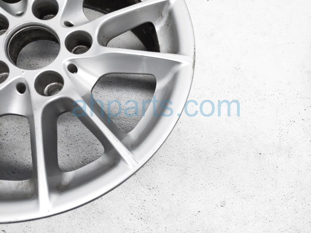 16" Radial Spoke Style 50 Wheel