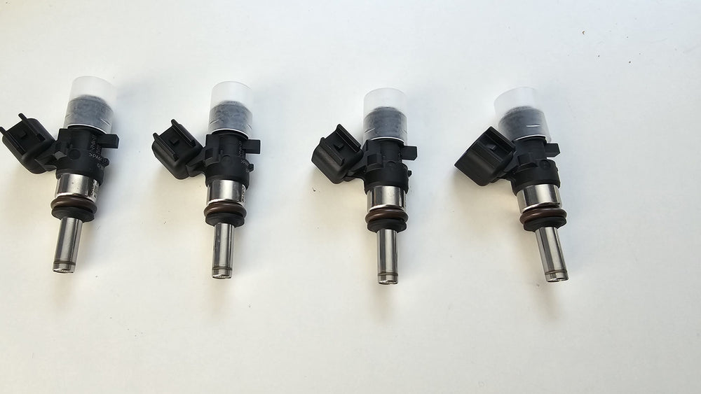 Compact Extended Tip Fuel Injector
