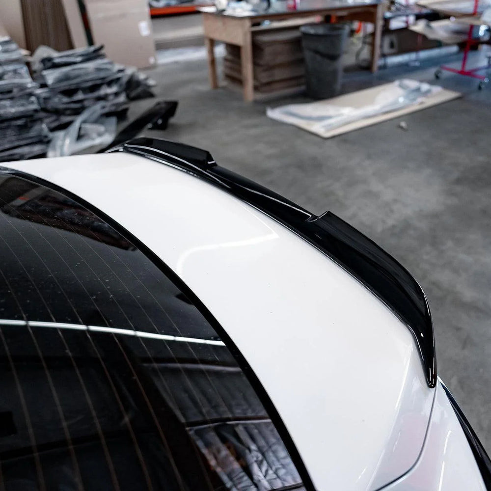 V1 Duckbill Spoiler Gloss Black ABS
