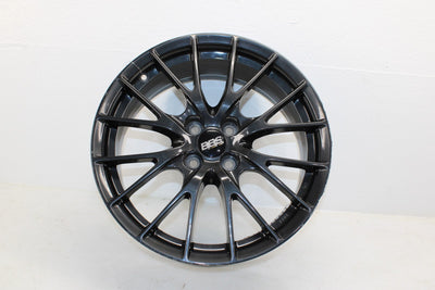 FF037 17-Inch Wheel, 8 Y-Spoke Design