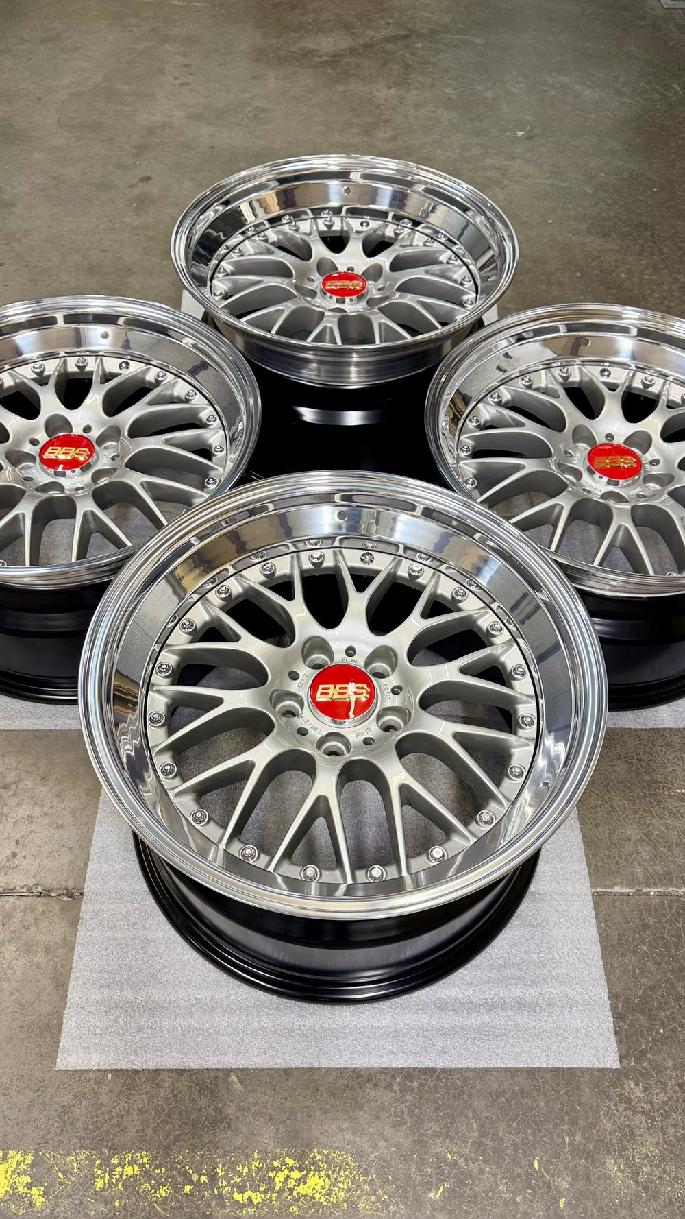 17x8 20mm Offset 5x114.3 Wheel