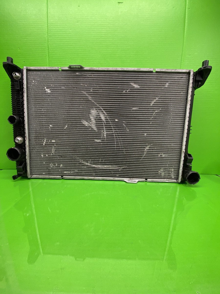 Radiator 640mm x 438mm x 32mm