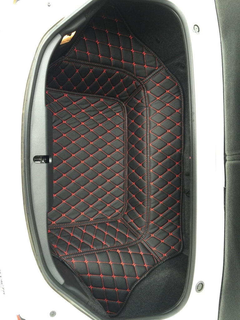 Leather/Rubber Trunk Liner