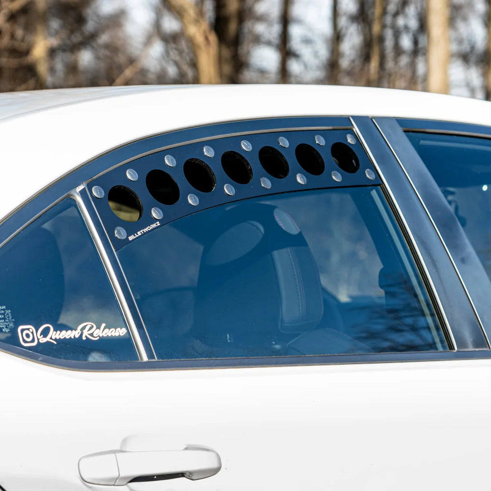 Rear Window Vents
