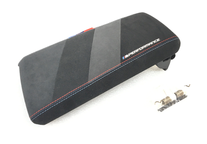 Alcantara Armrest with M Stitching