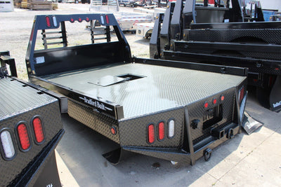 Steel Treadplate Gooseneck Truck Bed w/ Headache Rack