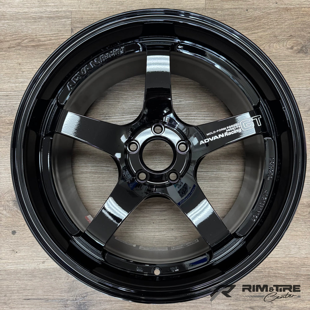 Racing 5-Spoke Wheel