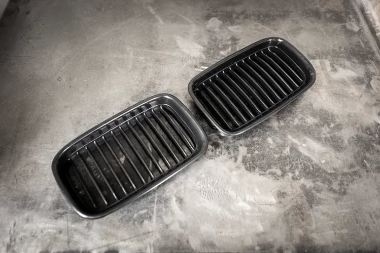 Left Kidney Grille Assembly
