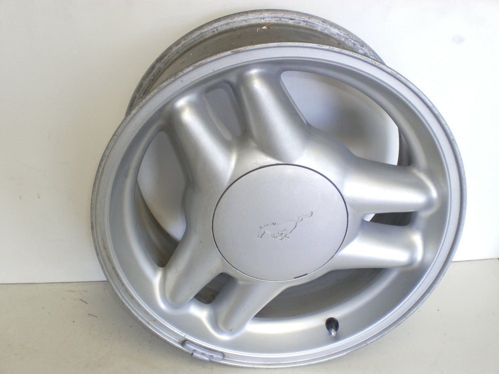 16x7.5 Inch 5-Spoke Aluminum Wheel