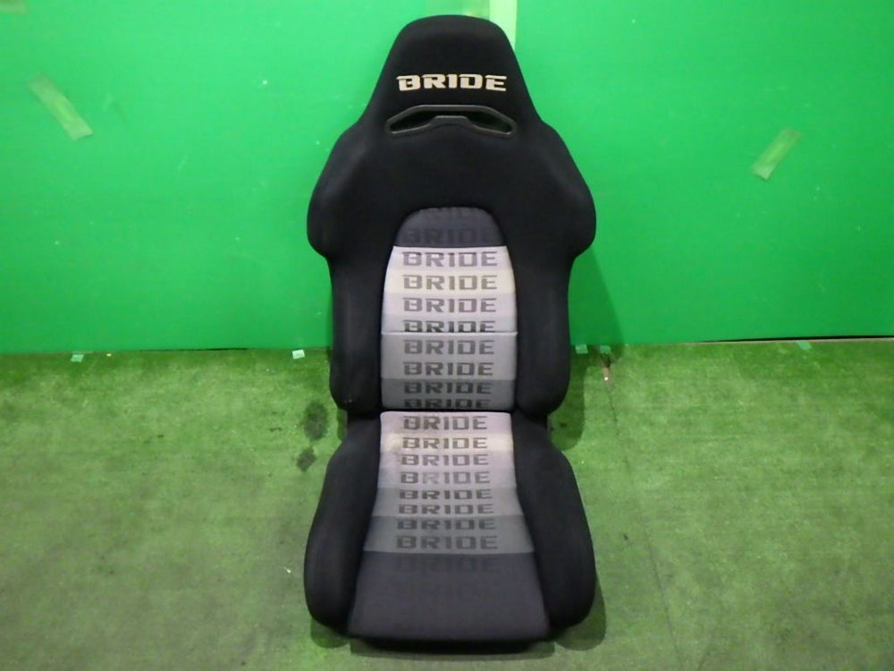 BRIX II Bucket Seat