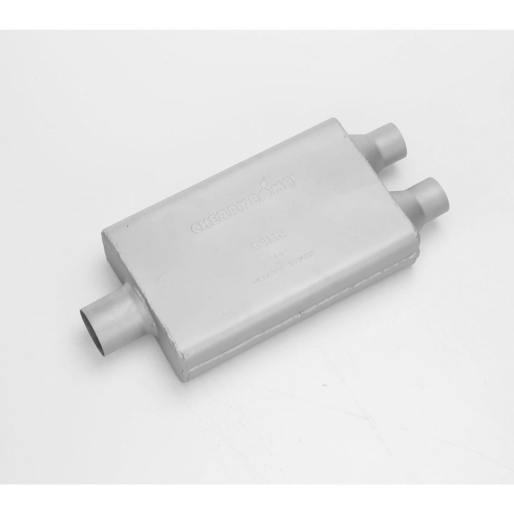 Exhaust Muffler with Flow Divider