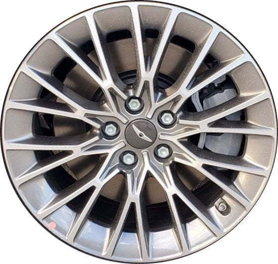 18" x 8" Machined & Gray 10-Split Spoke Alloy Wheel