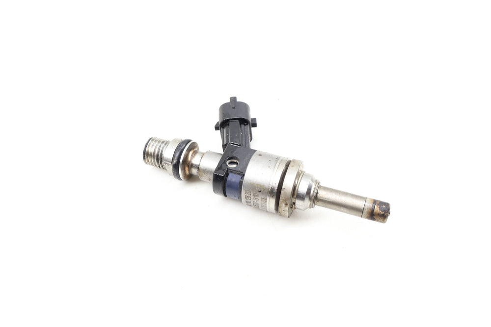 4.8L V8 Fuel Injector