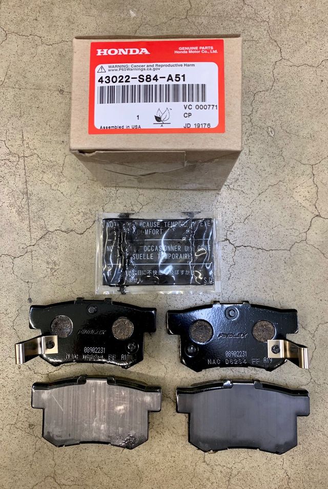 Rear Brake Pad Set with Shims