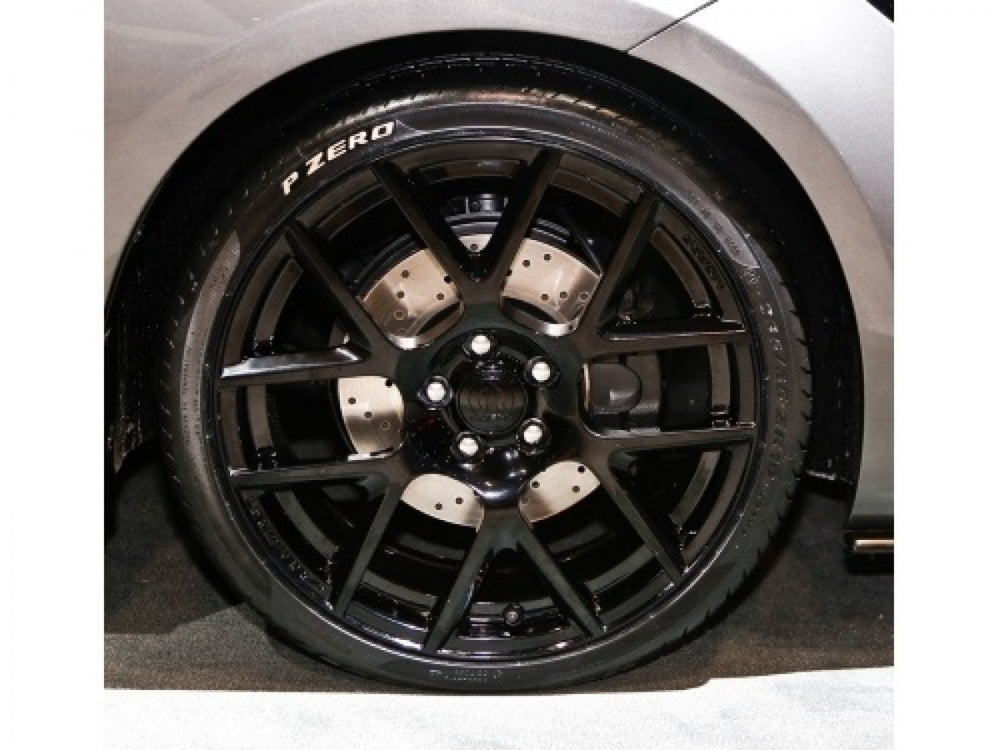 18-Inch Semi-Gloss Black Cast Aluminum Wheel