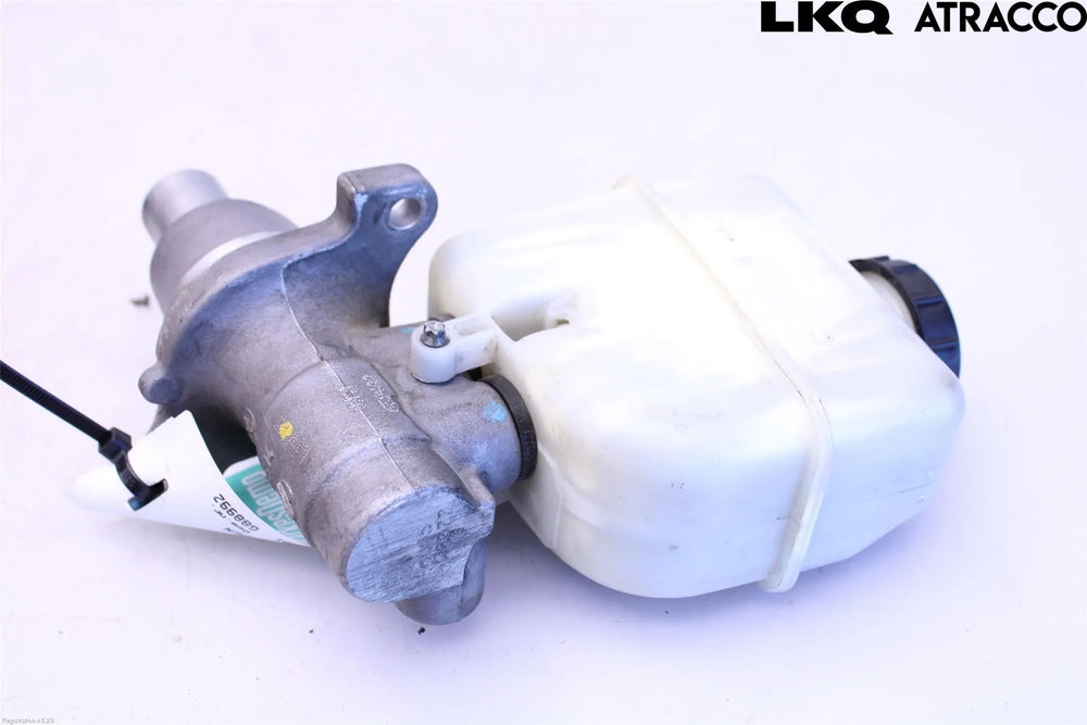 Master Cylinder Assembly