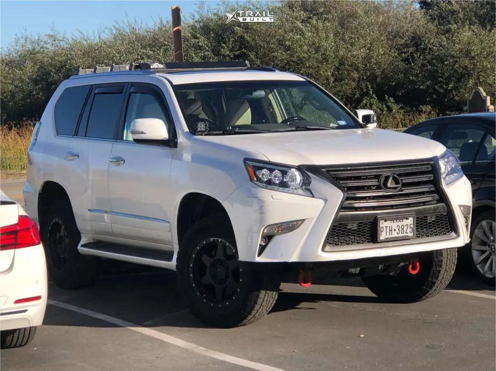 RECON 17x8.5 0mm Offset Simulated Beadlock Wheel