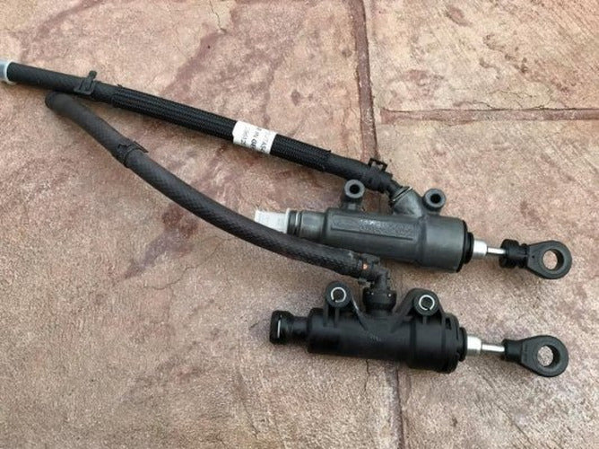 5.8L V8 Master Cylinder Assembly